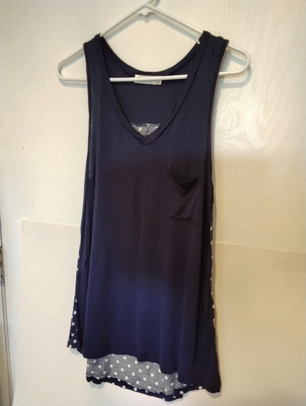 Women’s Navy Sleeveless V-Neck Boutique Tank Top